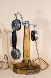 Collection Lombard - Telephones anciens - 