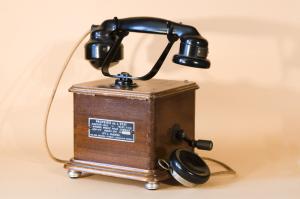 Collection Lombard - Telephones anciens - 