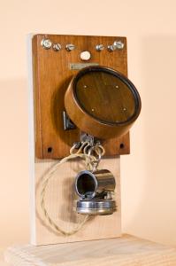 Collection Lombard - Telephones anciens - 