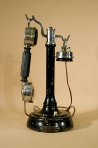 Collection Lombard - Telephones anciens - Association des Ouvriers en Instruments de Précision