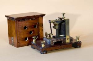 Collection Lombard - Telephones anciens - 