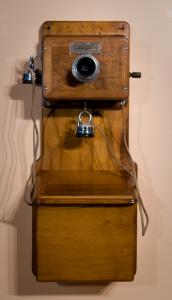 Collection Lombard - Telephones anciens - Association des Ouvriers en Instruments de Prcision